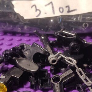 Lego - Misc Bulk Black elements - Some technic - 3.7oz